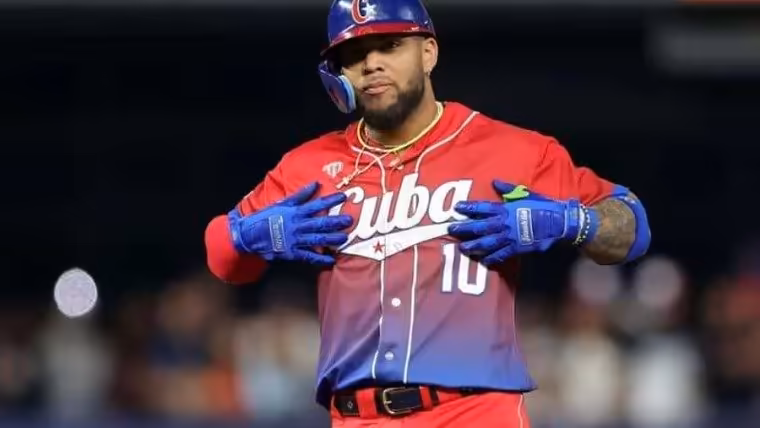 Cuba anuncia nómina para el Torneo Premier 12, pero ligamayorista es duda