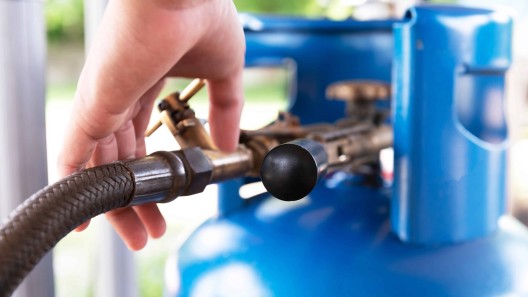 Anuncian interrupción «temporal» en la venta de gas licuado