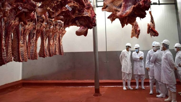 Empresas rusas venderán carnes y lácteos a Cuba en las próximas semanas