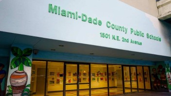 Escuelas y universidades del sur de Florida cerrarán por el huracán Milton