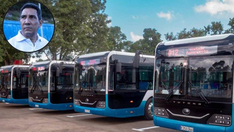 Ministro de Transporte de Cuba defiende asignación de ómnibus a sectores que generan divisas