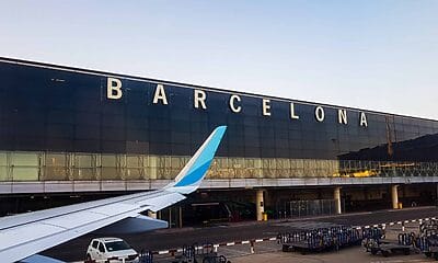 nuevos vuelos barcelona santa clara