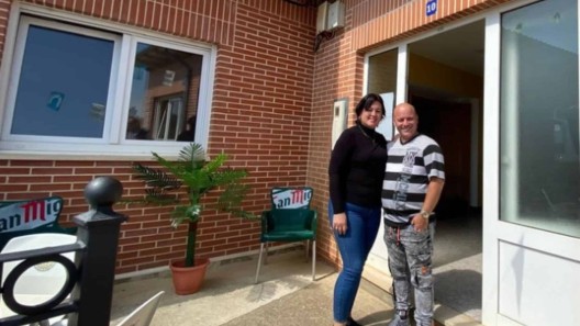 Proyecto Arraigo a España: Cubanos cuentan cómo conseguir empleo y vivienda.