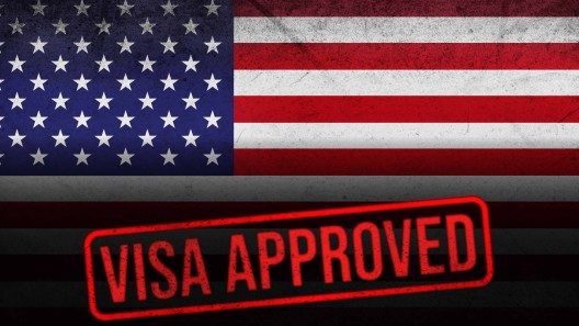 Si soy cubano con doble nacionalidad: ¿Puedo anotarme en la Lotería de Visas 2026?