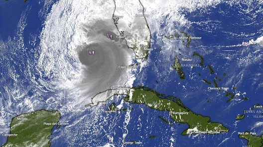 Última Hora del Huracán Milton: Parte del Centro Nacional de Huracanes