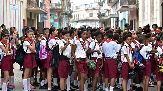 Anuncian fecha para el reinicio de clases en Cuba tras paso de Huracán