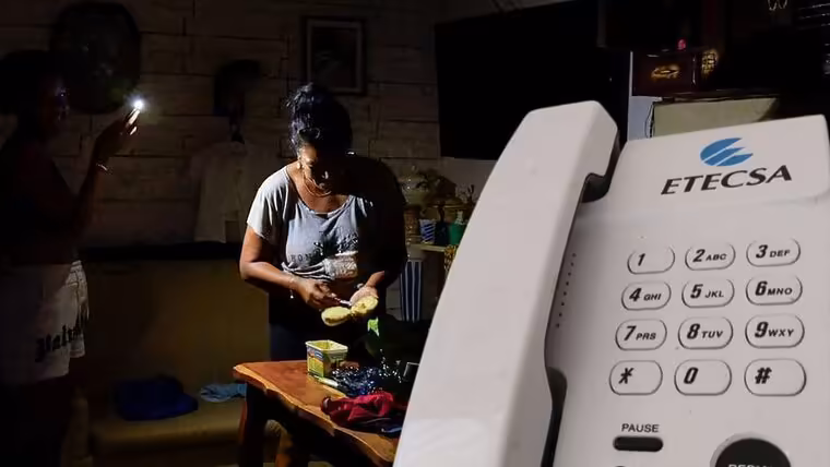 Estos son los teléfonos y vías de contacto para reportar problemas eléctricos en La Habana