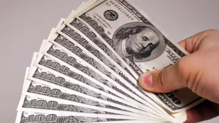 Así están hoy el dólar, el euro y la MLC en Cuba. Tasas de cambio del mercado informal