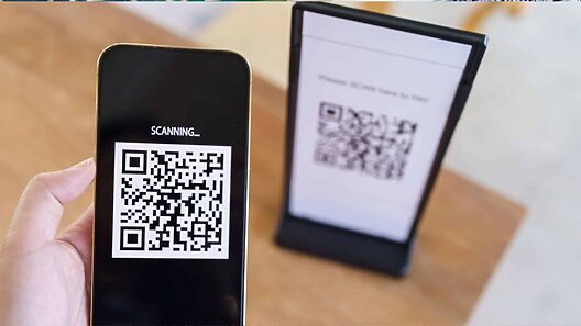 Bancarización en Cuba se estanca: denuncian recargos y limitaciones en pagos QR