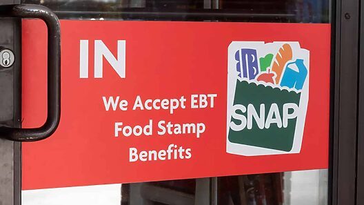 Beneficios de SNAP aumentan a más de 3.000 dólares en noviembre