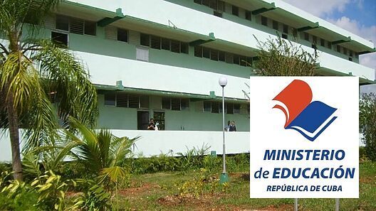 Información del Ministerio de Educación sobre suspensión de actividades docentes debido a situación meteorológica