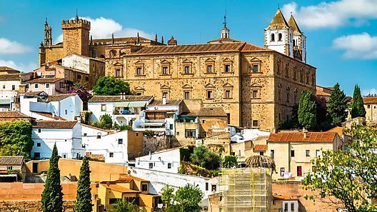 200 euros al mes y hay trabajo: buscan residentes para este pueblo en España