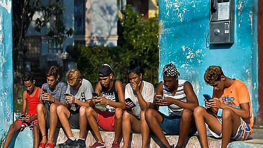 La 10G llega a los titulares, pero la realidad cubana sigue atrapada en 3G y 4G