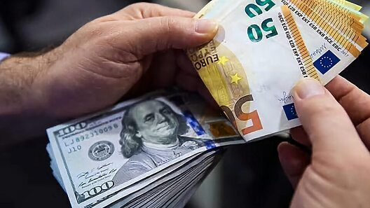 Gran caída en el precio del dólar y del euro en Cuba hoy. Tasas de cambio del mercado informal