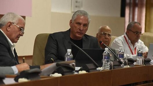 Díaz-Canel: Cuba tendrá mayor estabilidad en el sistema electroenergético para 2026