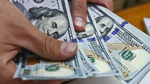 Banco cubano empieza a liberar fondos retenidos en cuentas en divisas
