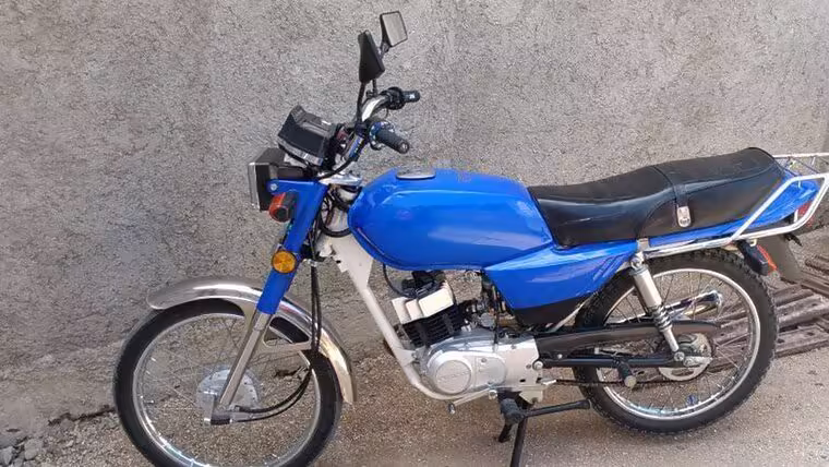 Aduana de Cuba aclara sobre pago por importación de ciclomotores y otros vehículos