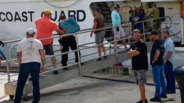 Estados Unidos devuelve a 12 emigrantes cubanos interceptados por la guardia costera