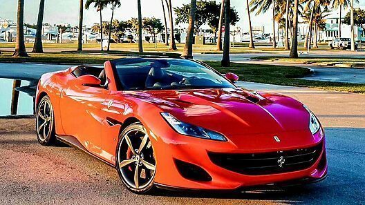 Robo en Miami Beach de autos de lujo por 5.3 millones de dólares: Arrestan a implicados