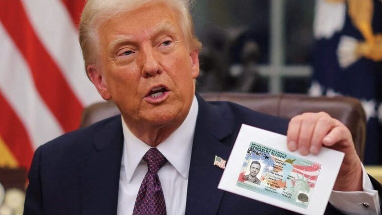 Trump anuncia nuevo programa para que inmigrantes obtengan la Green Card residencia en Estados Unidos
