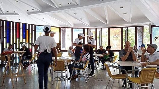 Críticas por los nuevos precios del helado Coppelia: ¡casi 200 pesos!