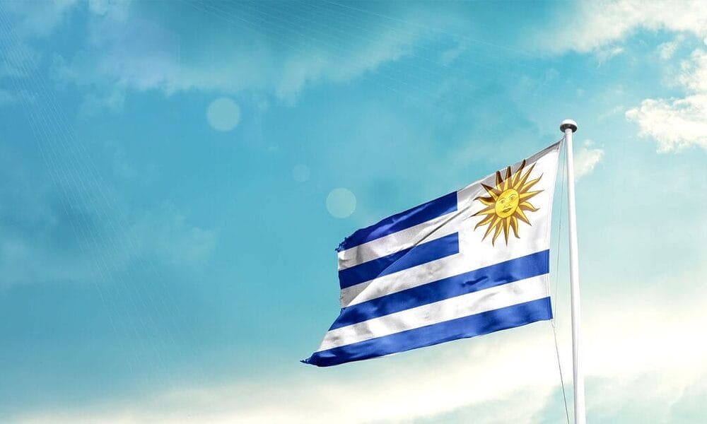 cubanos residencia uruguay