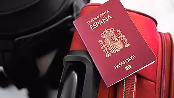 españa nacionalidad ley nietos