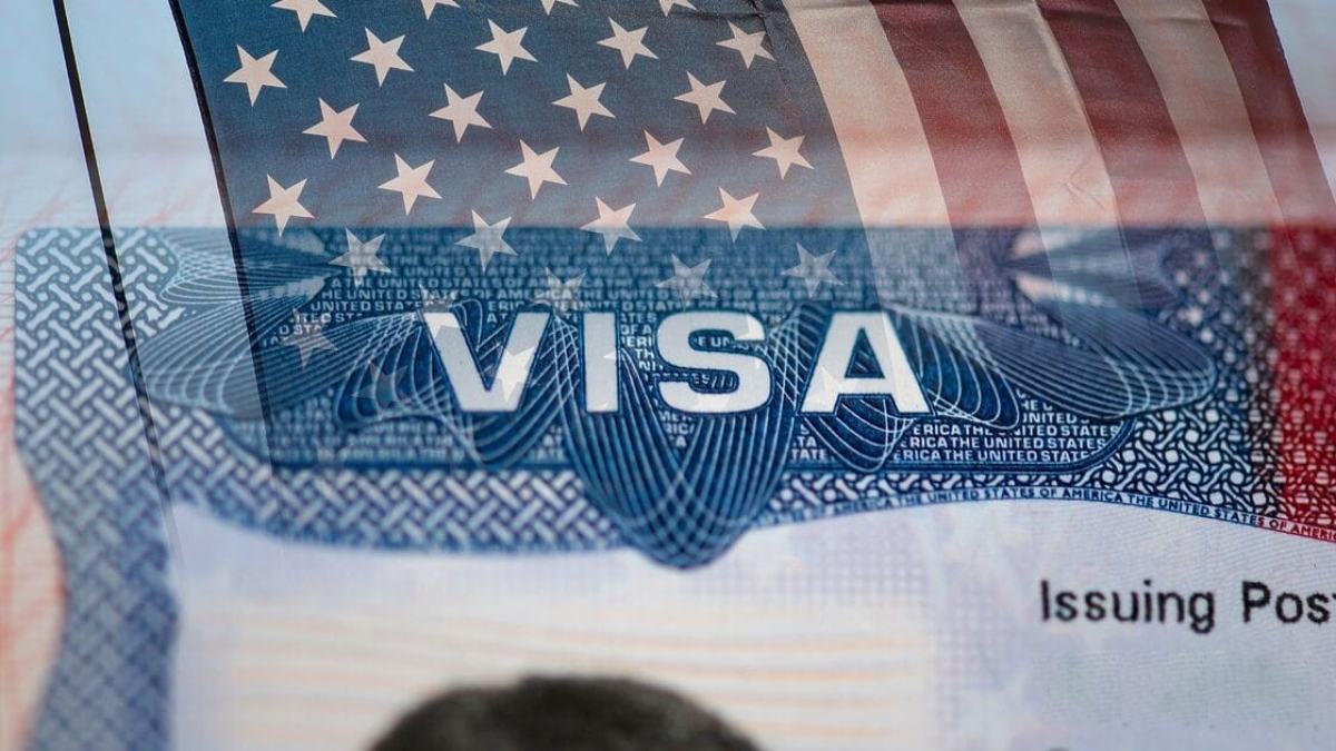 Visa H-1B en EE. UU: proponen tarifa de más de 100 mil dólares y así afectaría a cubanos