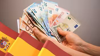 A punto de terminar plazo para solicitar ayudas económicas de España en 2025