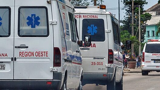 Choque de camiones en Cienfuegos deja un fallecido y decenas de heridos