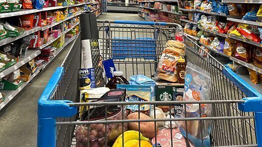 Advierten que aumentarán los precios en Walmart por los aranceles de Trump sobre China