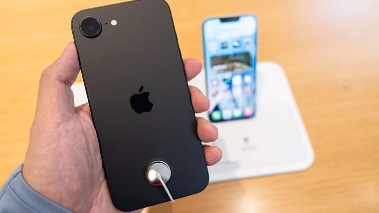 iPhone 16e vs. iPhone 16: Diferencias clave y cuál vale más la pena comprar