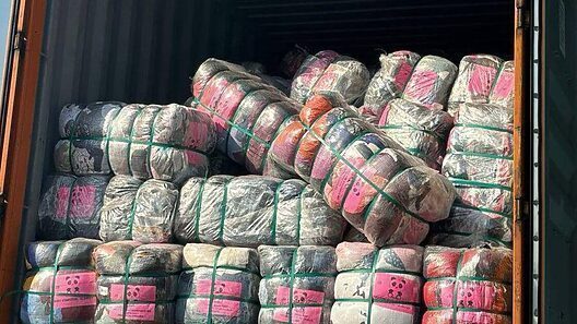 Negocio de las pacas de ropa de segunda mano en Cuba: precios actuales