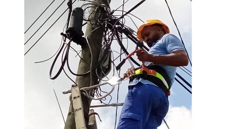 Aumenta robo de cables telefónicos en La Habana