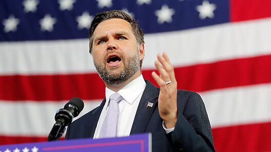 Vicepresidente de EE.UU. sobre los que tienen Green Cards: «Pueden revocarse»
