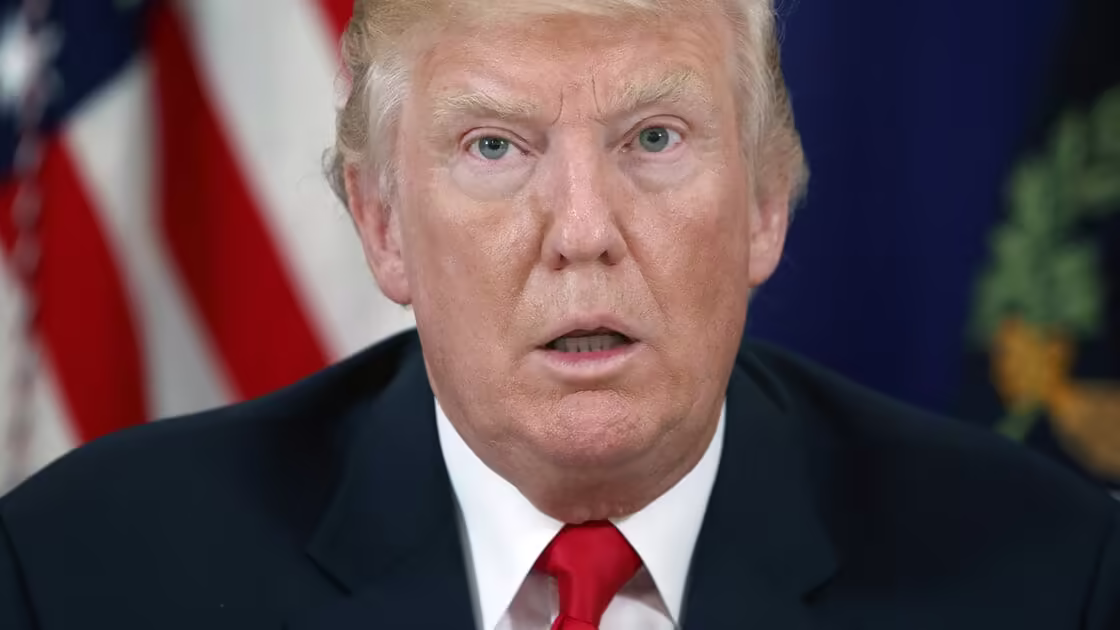 Cámara de Representantes de Estados Unidos aprueba resolución para detener la guerra contra Irán en un revés para Trump