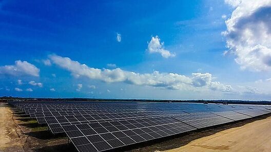 Grandes afectaciones eléctricas hoy en Cuba: usuarios cuestionan la utilidad de los parques fotovoltaicos