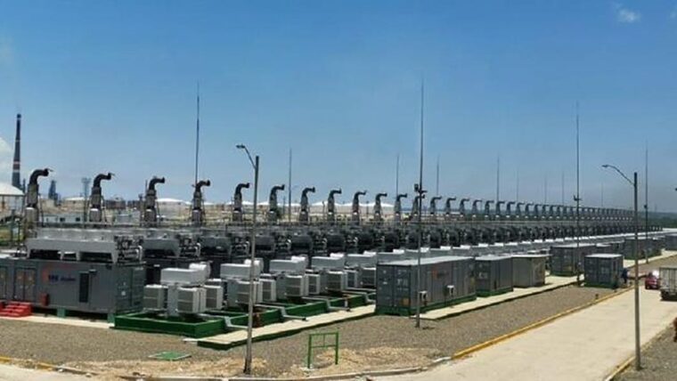 Apagones en Cuba: más de 100 centrales paralizadas por falta de combustible