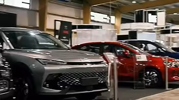 ¿Carros a plazos en Cuba? Lo que respondió Mercedes-Benz