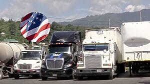 camioneros cubanos ingles trump