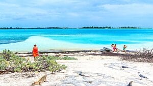 se hunde turismo cuba