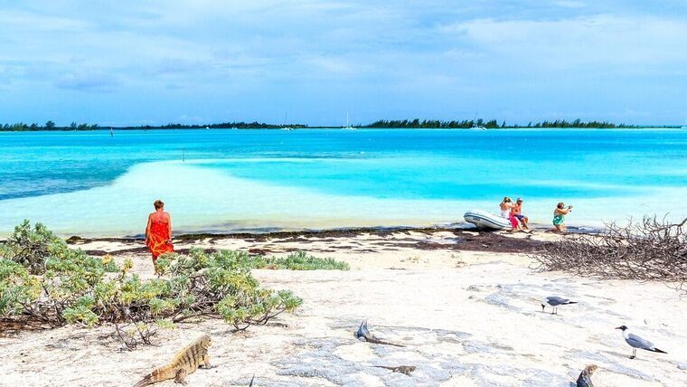 se hunde turismo cuba