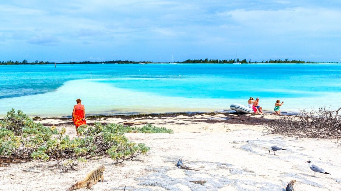 se hunde turismo cuba