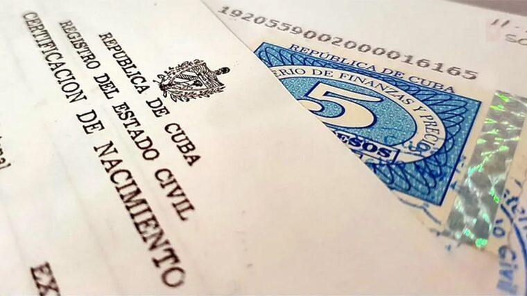 Nuevo proyecto de ley podría poner fin a los trámites interminables en el Registro Civil en Cuba