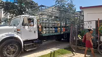 Cuba: balita de gas alcanza los 30.000 pesos en el mercado negro