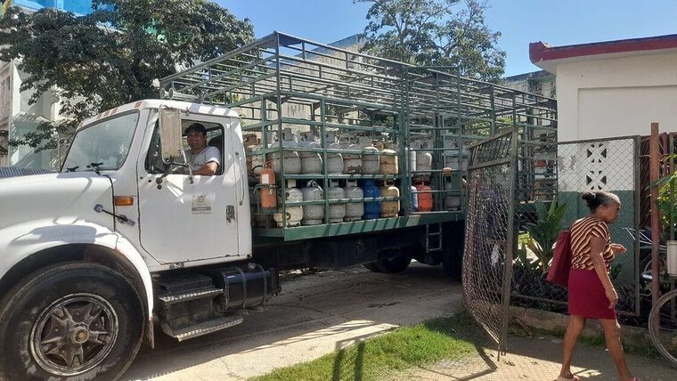 Cuba: balita de gas alcanza los 30.000 pesos en el mercado negro