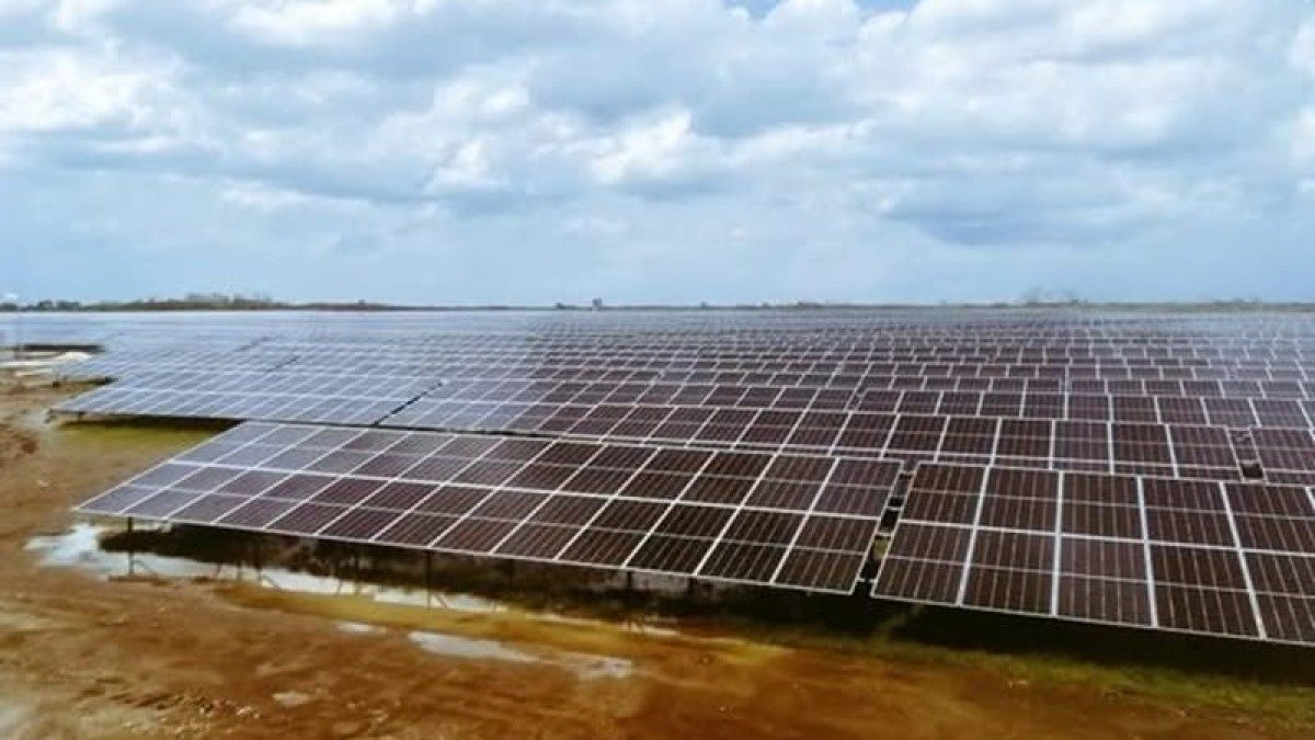 Cuba instala 344 sistemas fotovoltaicos en Holguín con apoyo del proyecto canadiense Former