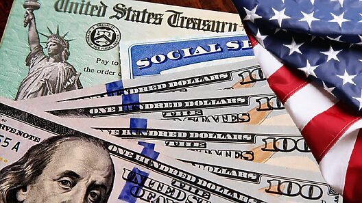Un cheque de estímulo de $4,000 para mayores de 65 años en Estados Unidos