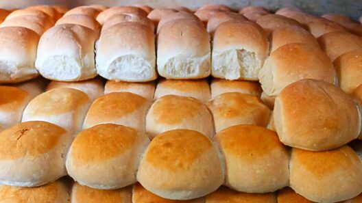 Gobierno prepara cambios en los precios del pan ante escasez de harina