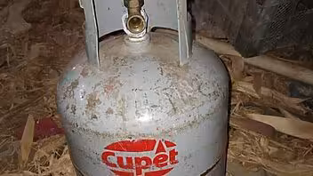 Crisis del gas en Cuba: “No sé qué haré cuando se me acabe la balita”